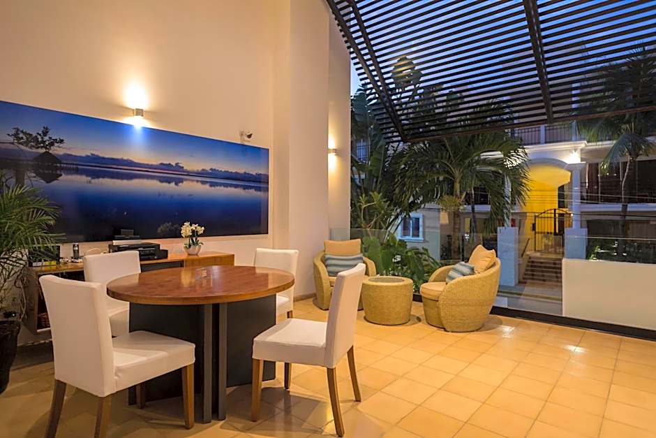 Anah Suites