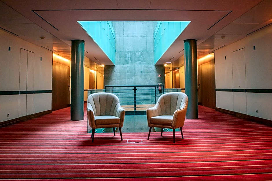 Vip Executive Arts Hotel