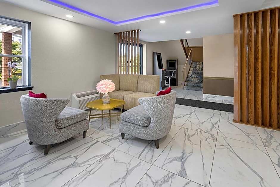 Baymont by Wyndham Lancaster PA Dutch Country