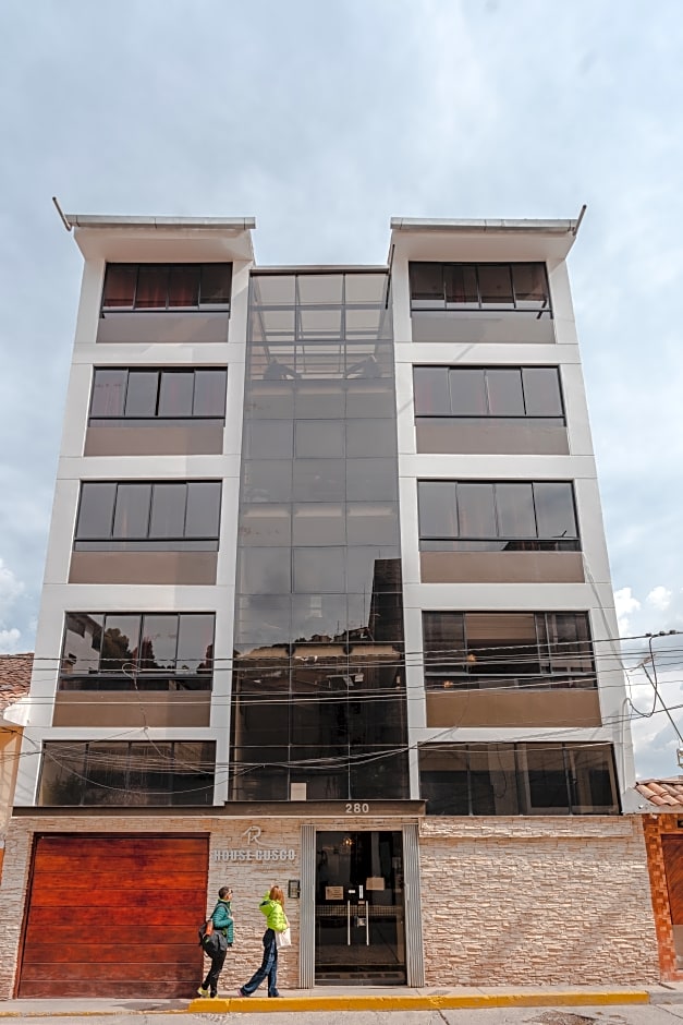 Hotel & Apartments RHD