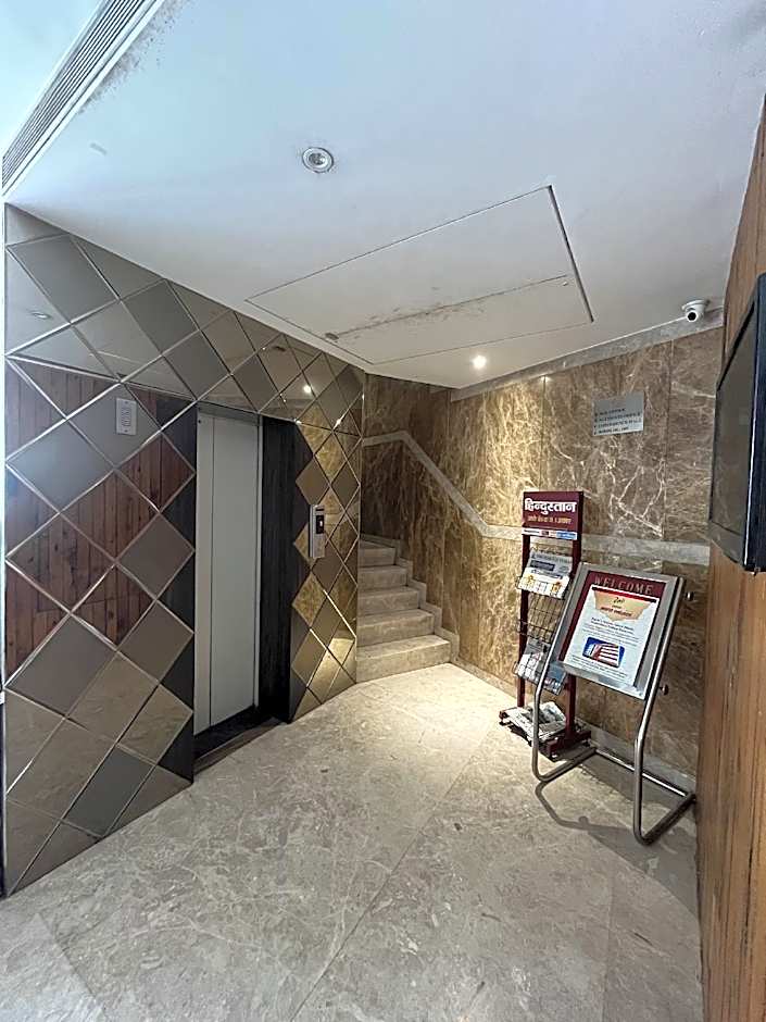 Hotel Moti Palace & Restaurant