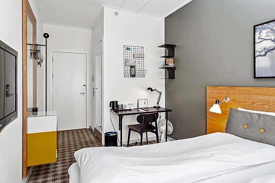 Ibsens Hotel