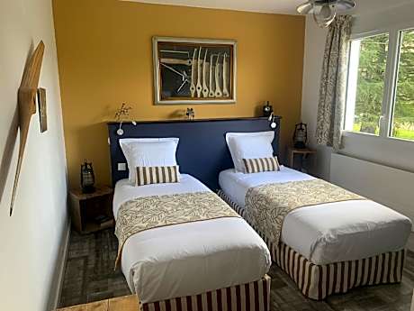 Small Twin Room