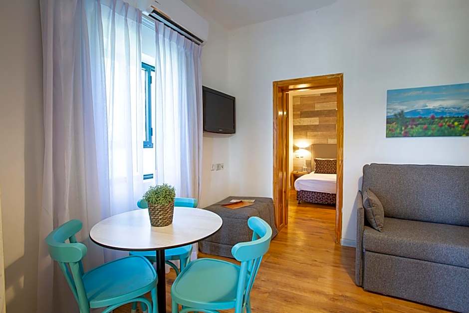 Kibbutz Malkiya Travel Hotel