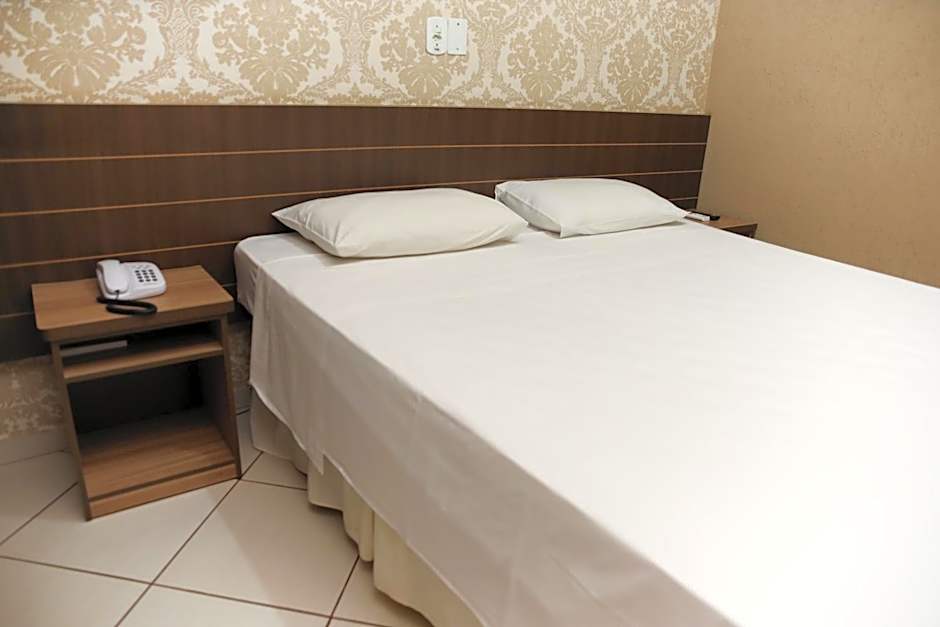 Photo 1 of 3 of Standard 1 Queen Bed