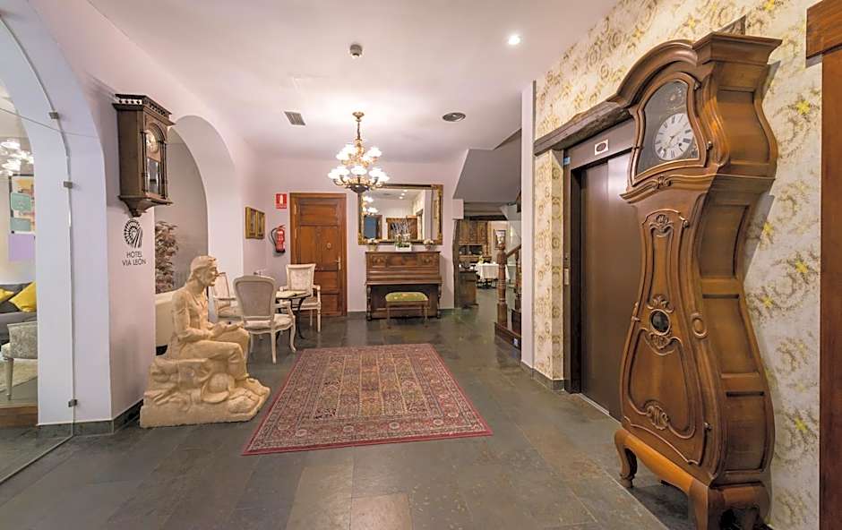 Hotel Alda Vía León