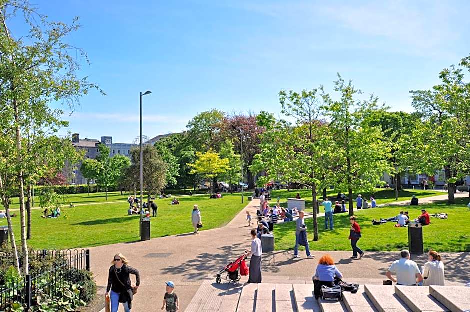 Skeffington Arms Hotel