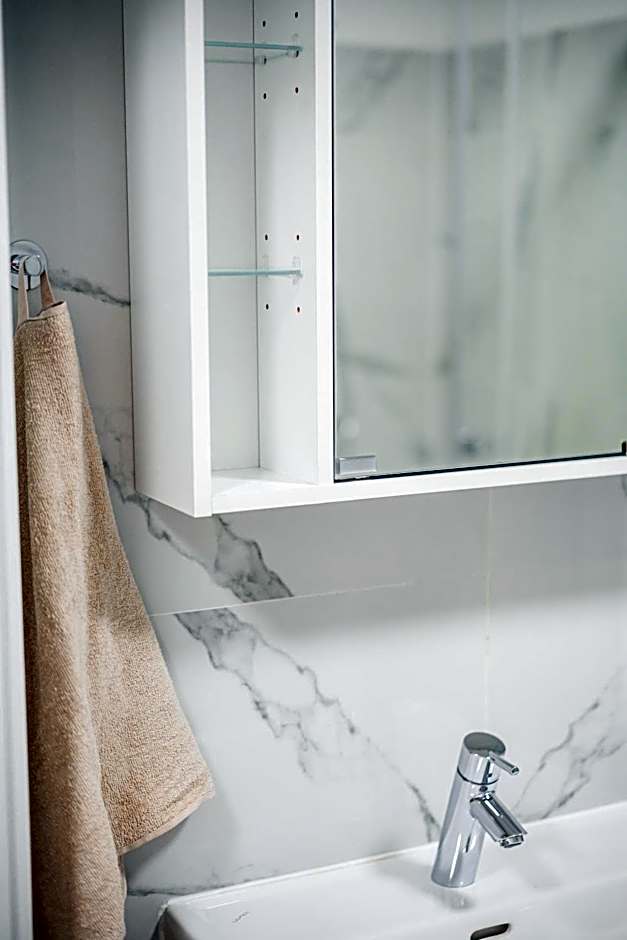 Modern Central City Rooms