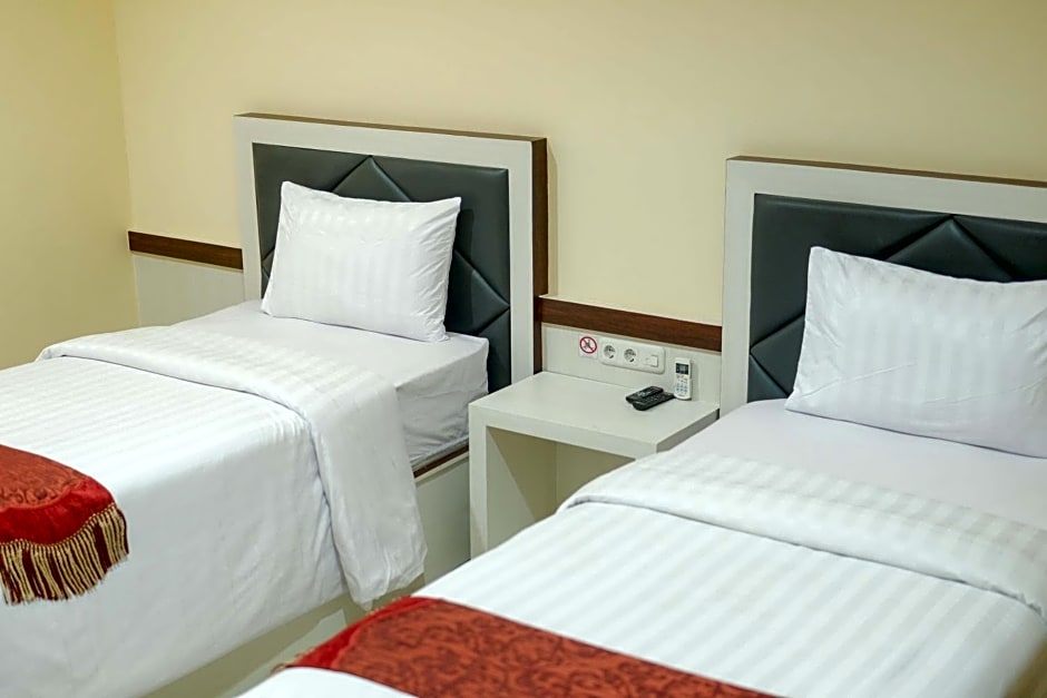 Grand Buana Lestari Hotel