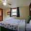 Love Hotels Silver Street by OYO at Hurley WI