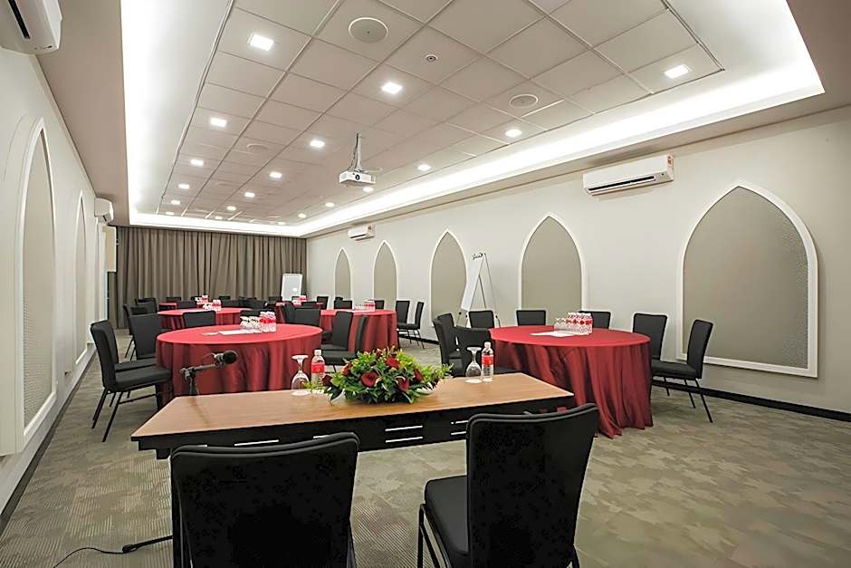 Humaira Hotel