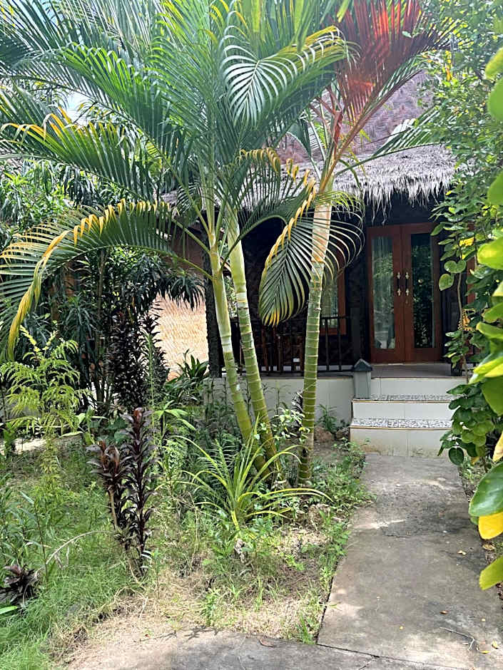 Kubu Artha Bungalow Nusa Penida