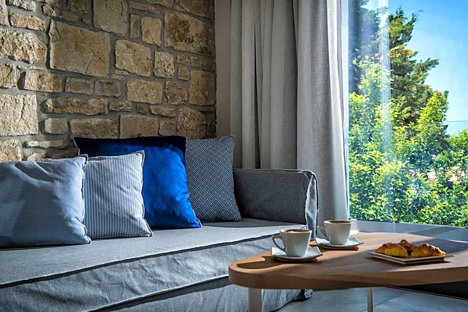 Mary Hotel & Mary Royal Suites