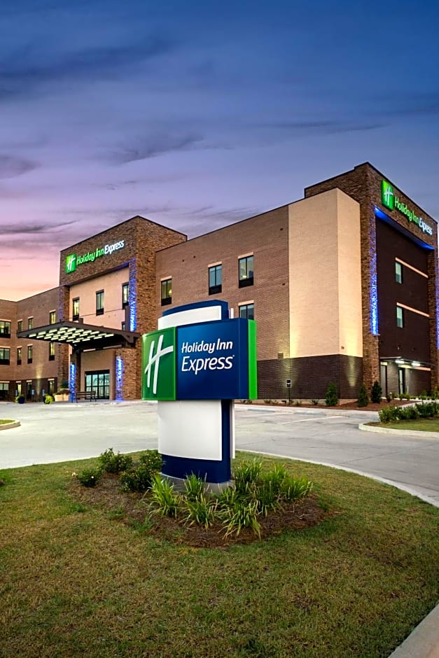 Holiday Inn Express Hattiesburg West Univ Area By IHG
