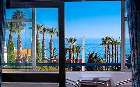 Apartamentos Azul Mar