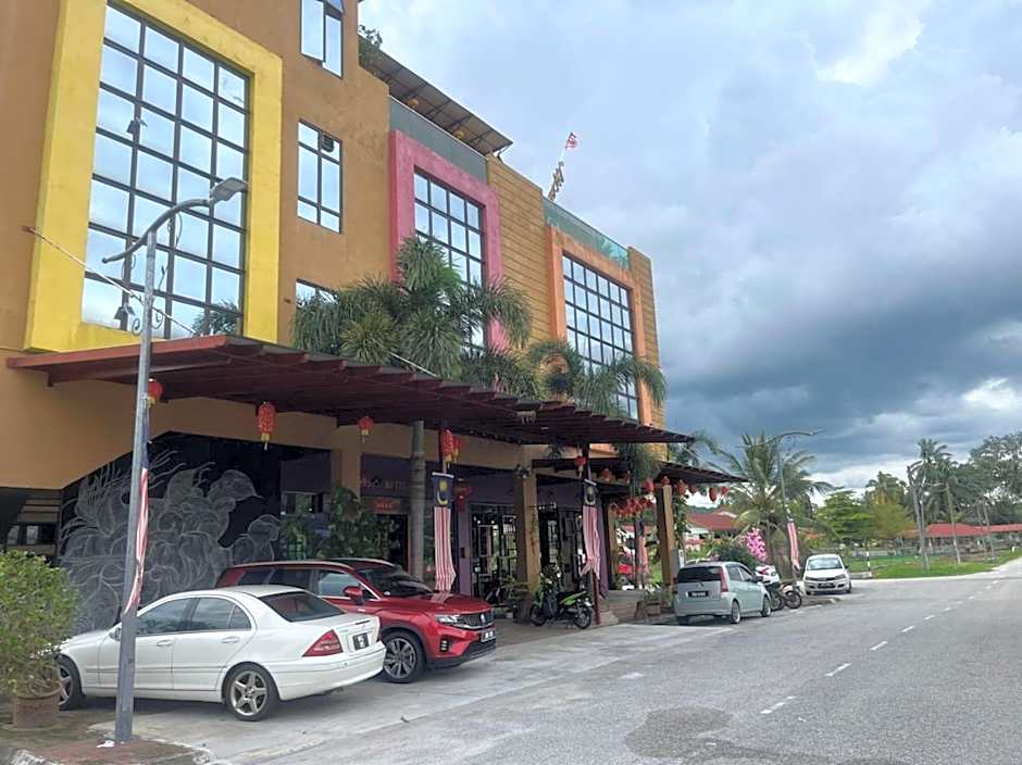 Capital O 89333 Musse Hotel