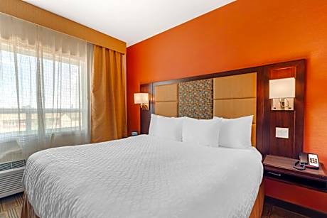 Best Western Plus Chateau Fort St. John