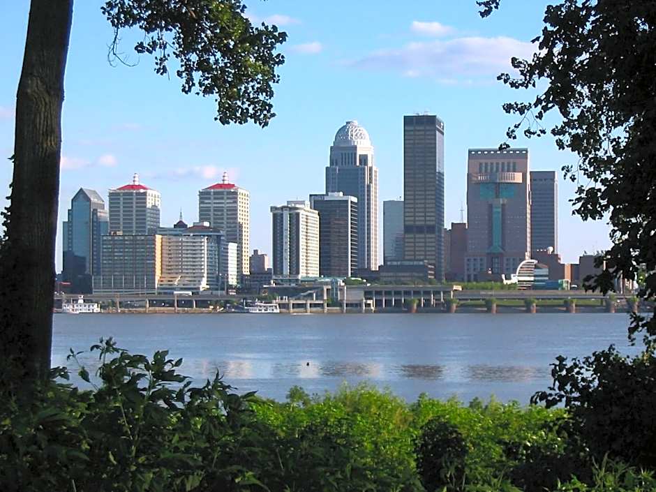 Clarion Pointe University/Expo