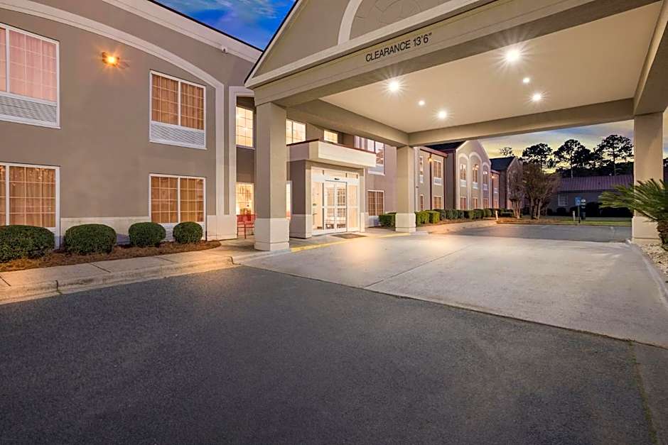 Red Roof Inn & Suites Albany, GA