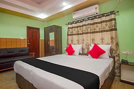 Capital O 67362 Utsho Hotel