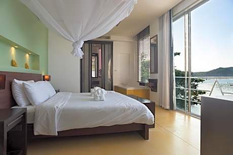 King Room with Pool View