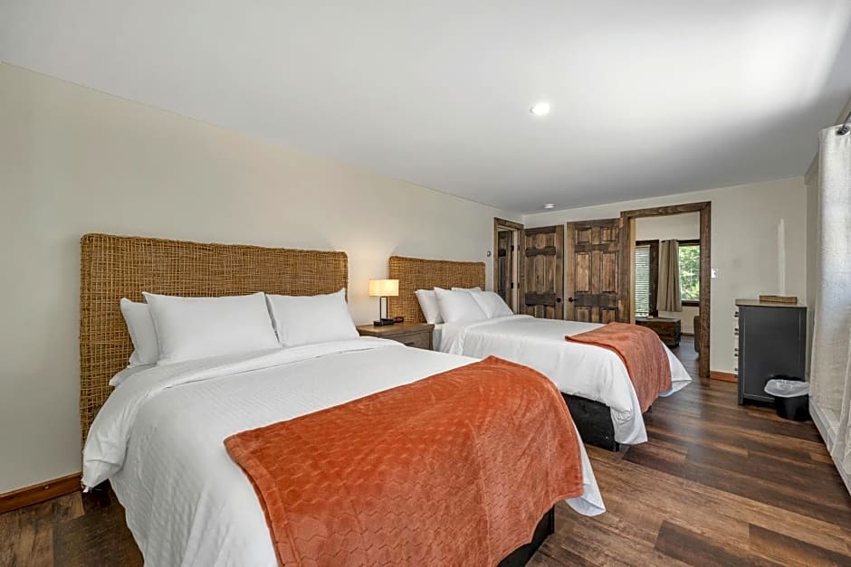 The Inn & More