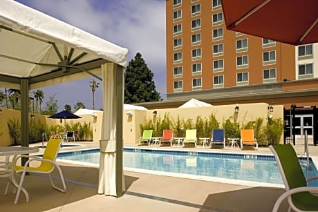 Courtyard by Marriott Los Angeles Westside
