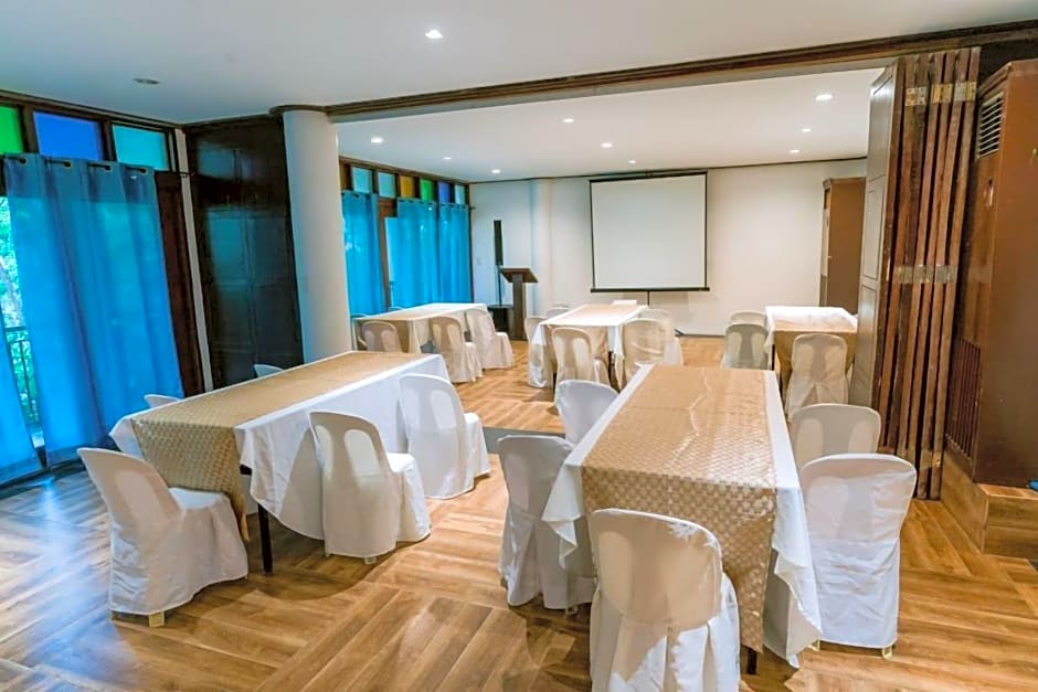 Damires Hills Tierra Verde