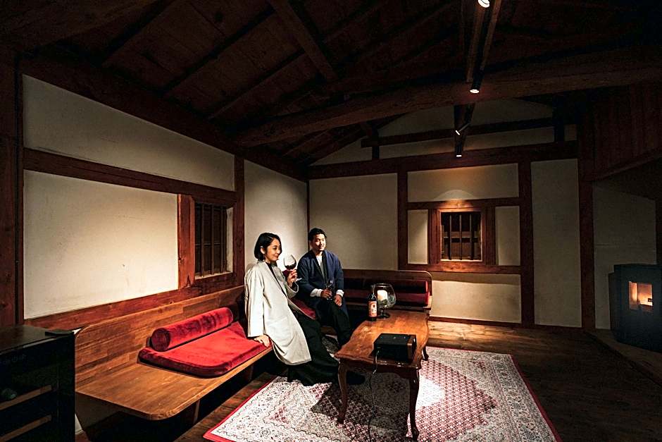 The Timeless Hotel Loof Tsutanoie