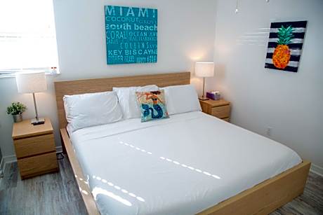 Standard King Room
