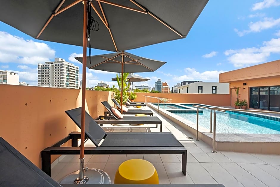 HiBird- Apartment and Suites Hotel