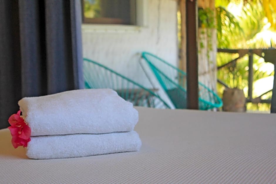 Sirenas Caribbean Rooms Holbox