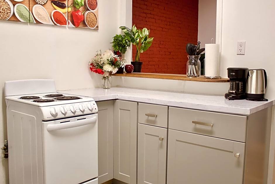 Spacious 2 Bedroom in East Village NYC