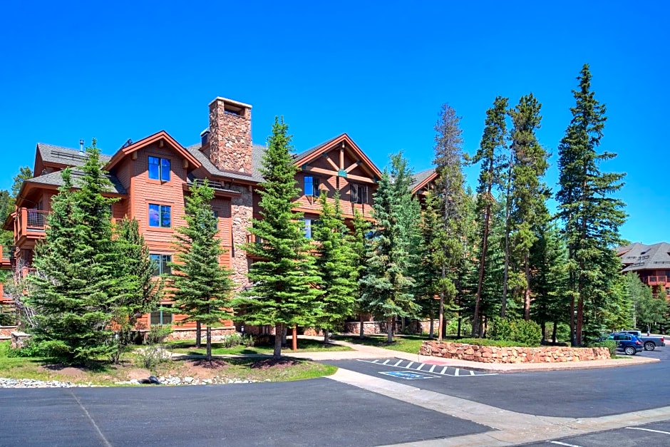 Mountain Thunder Lodge