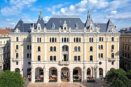 W Budapest