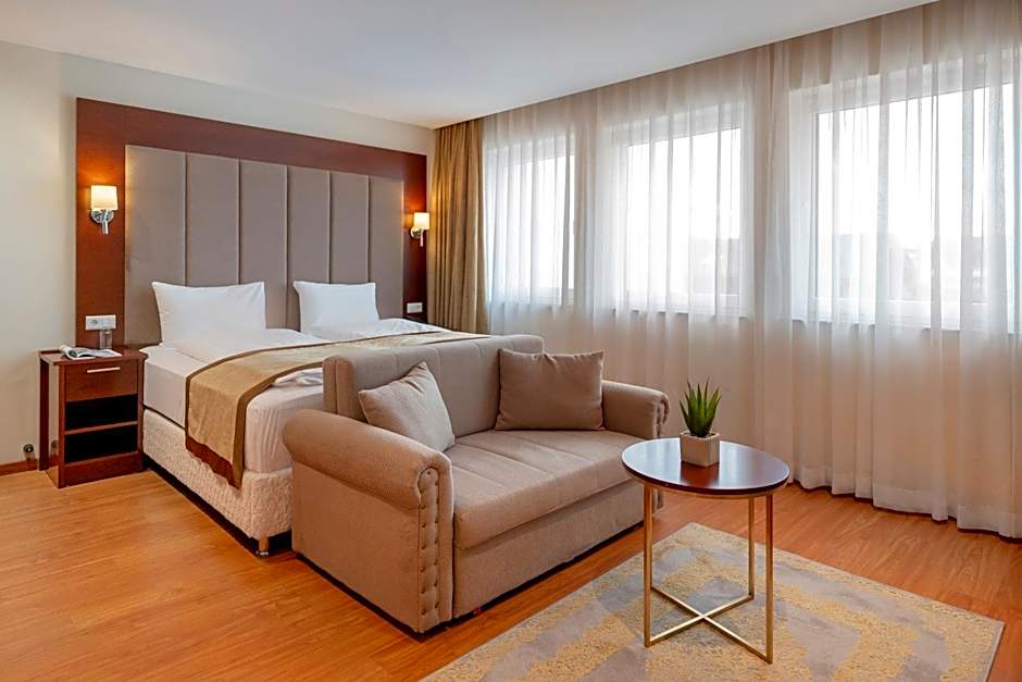 UNO Smart Köln Hürth