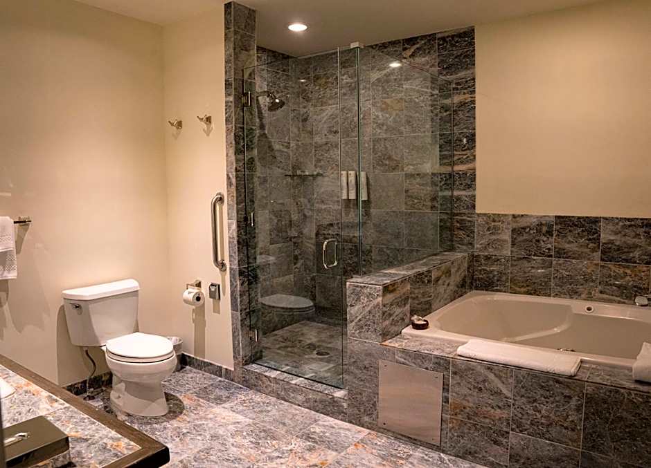 Knob Hill Inn