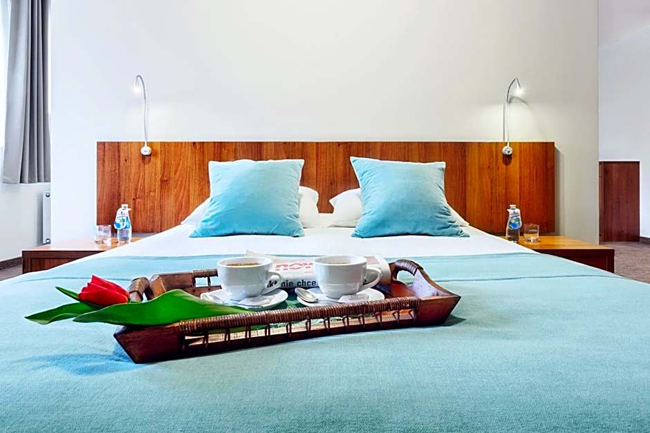 Hotel Modrzewiowy Dwór