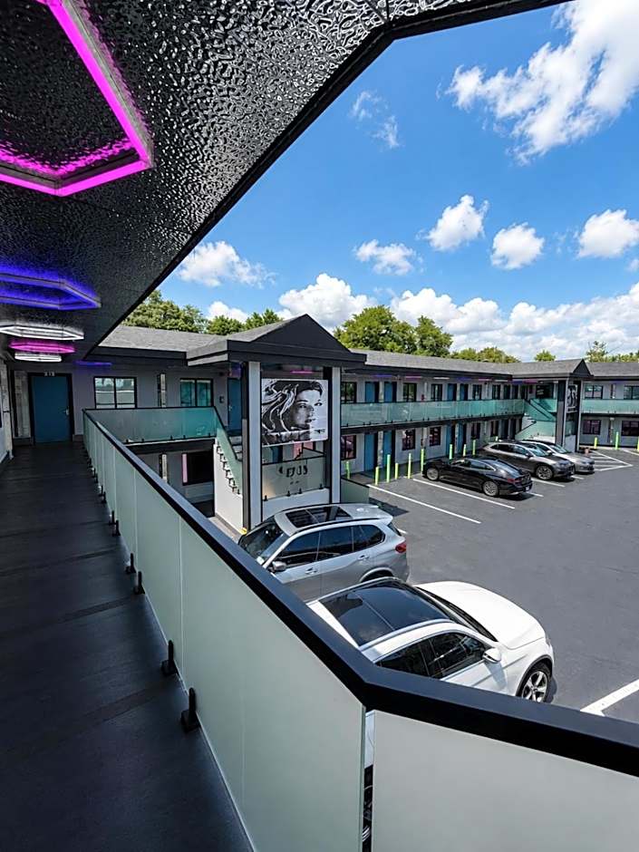 Hotel OPUS Bronx