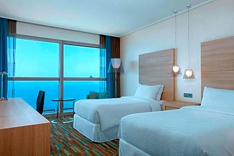 Premium Twin Beds, Guest room, 2 Double, Sea facing view
