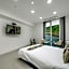 Crest72 Hotel