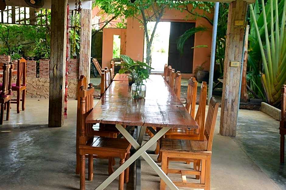 Sabaidee House