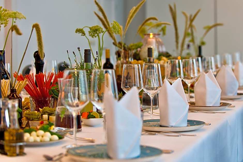 Atrium Hotel Amadeus