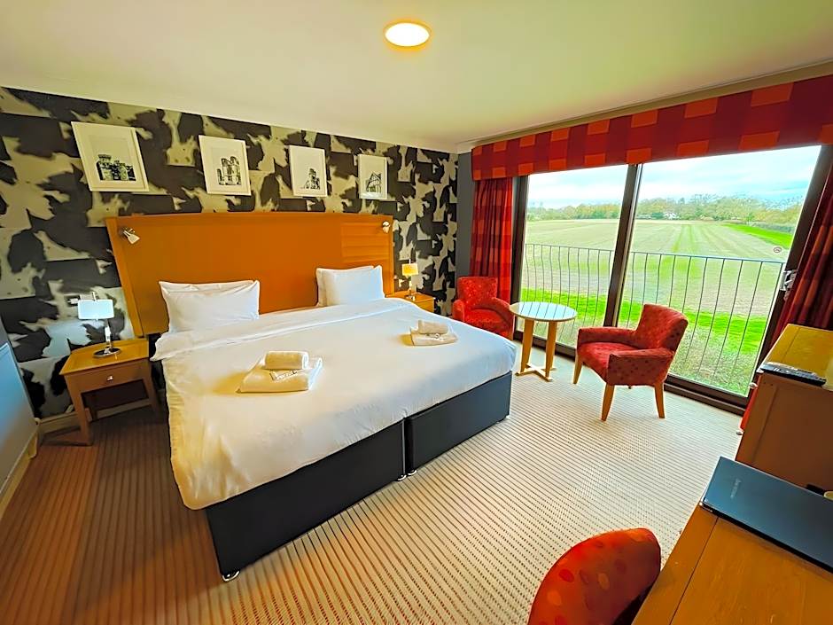 Warwickshire Park Hotel Kenilworth by Belvilla