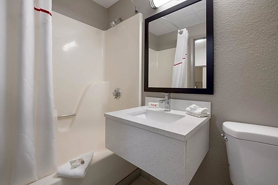 Red Roof Inn Weedsport