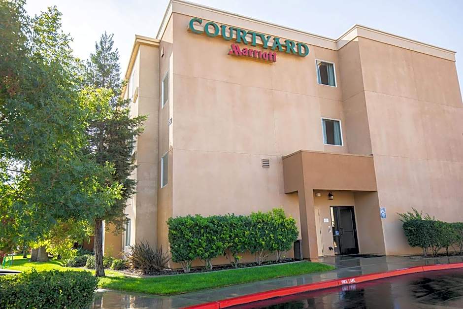 Courtyard by Marriott Merced