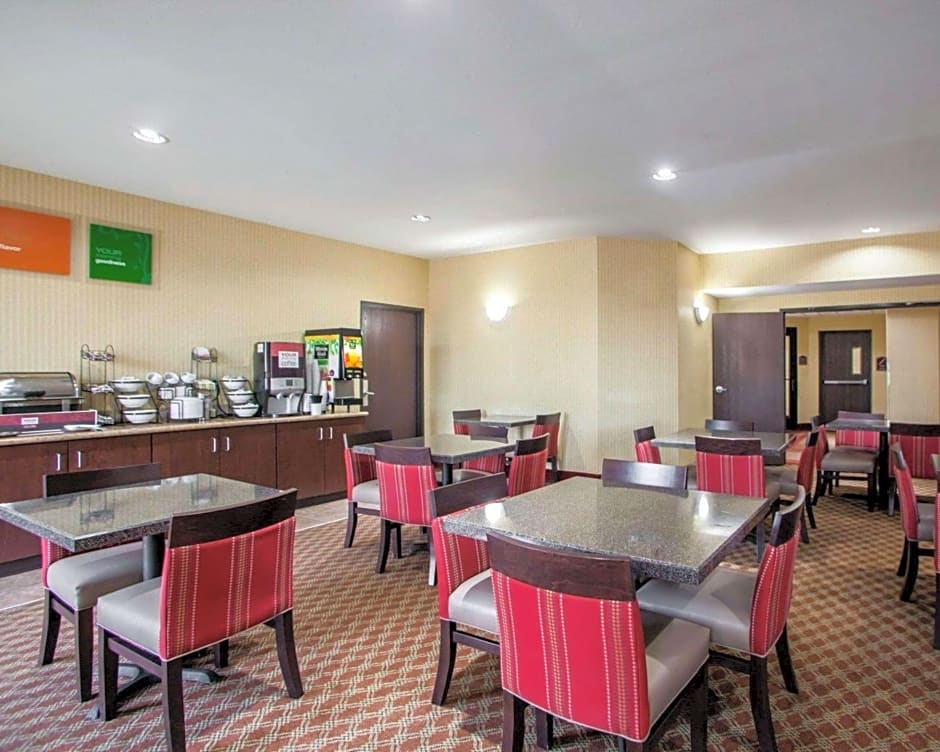 Comfort Inn & Suites Harrisonville