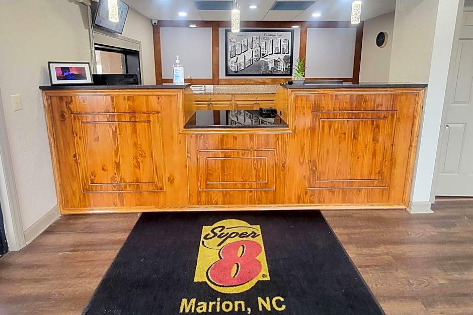 Super 8 by Wyndham Marion NC