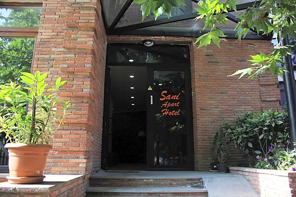 Sani Apart Hotel