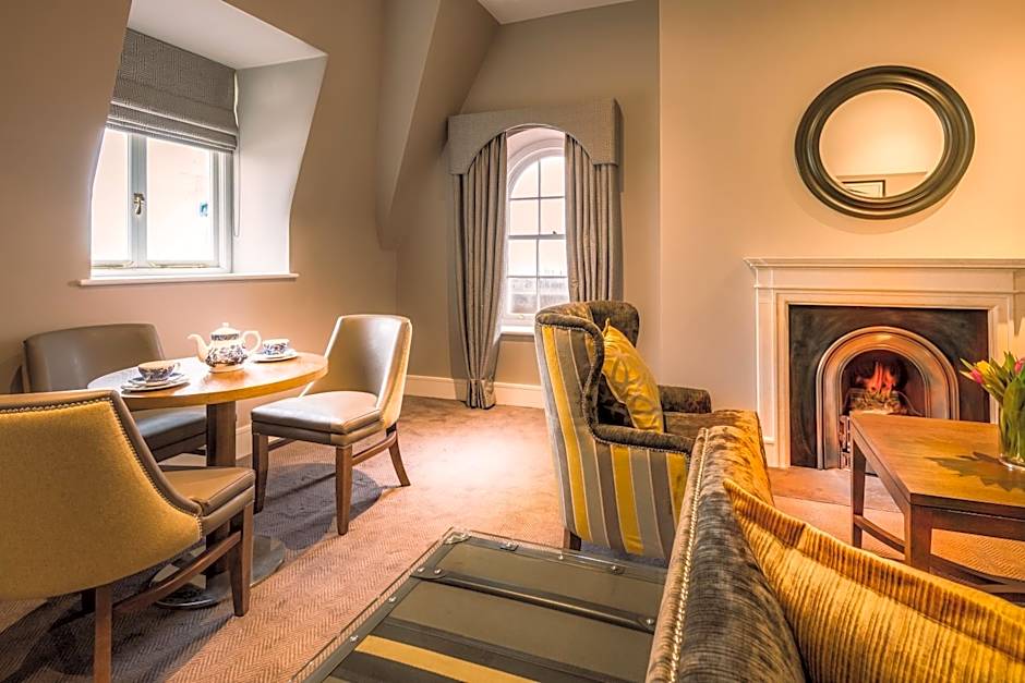 Bishop's Gate Hotel